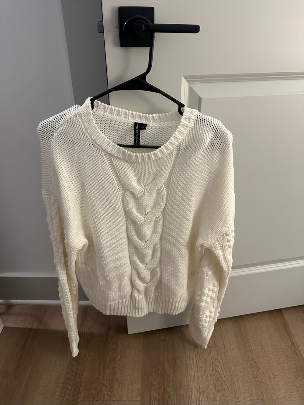 moon & madison Cream Cable-Front Crewneck Sweater